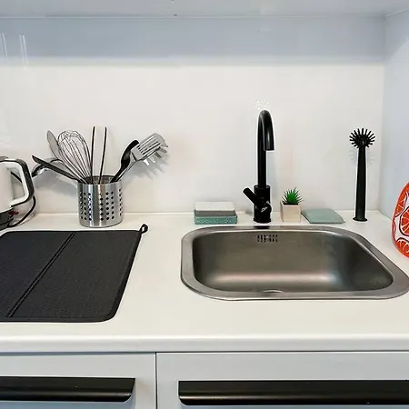 Cocon Urbain Proche Canal Saint-martin Apartment *